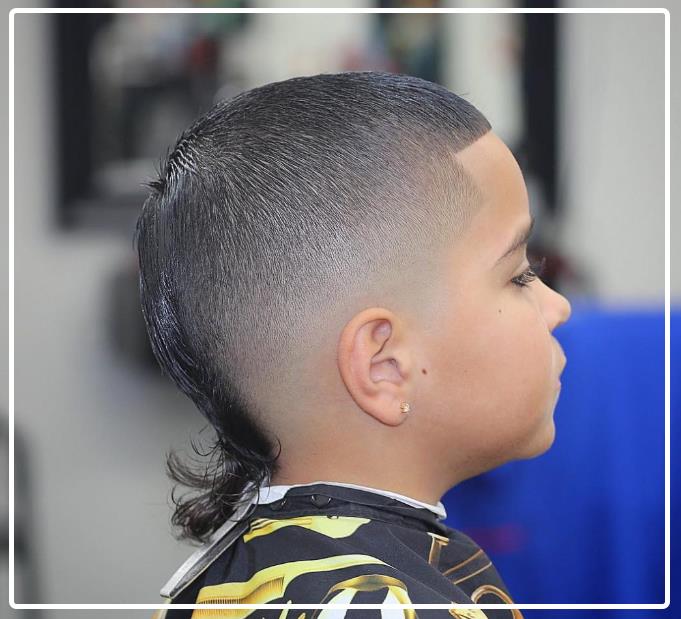 tail hairstyle